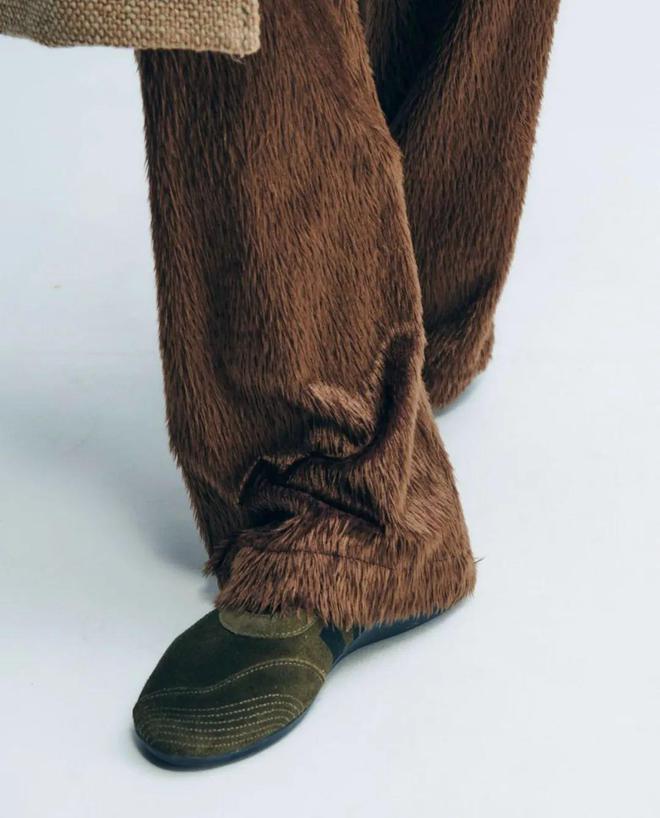 PUMA「赛车鞋」还能继续玩？薄底sneakers潮流持续中(图23)