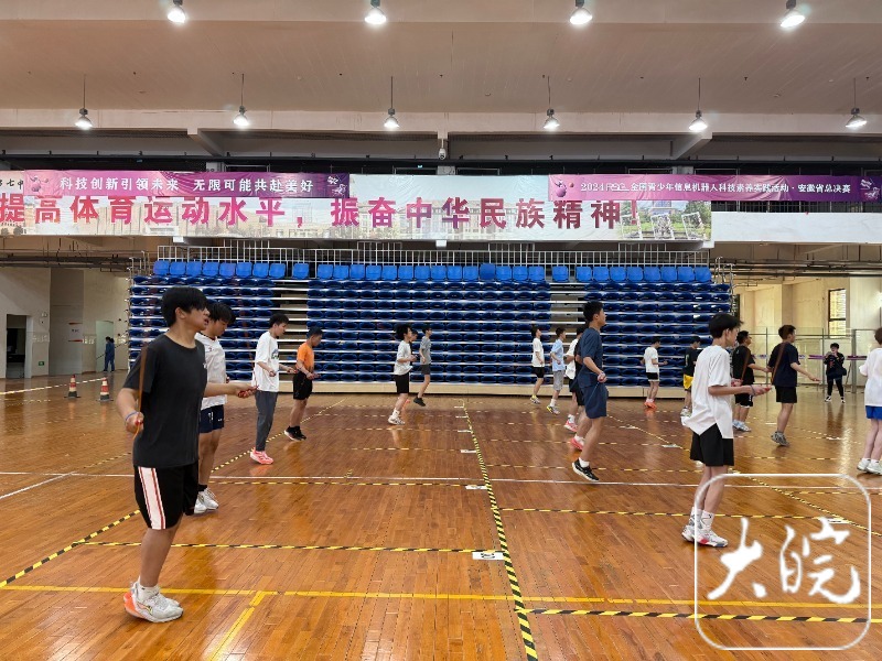 探访合肥中考体育考试现场： 九成考生选择跳绳且满分率高(图2)